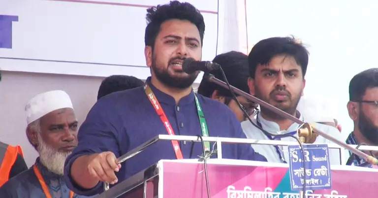 আইন কানুন একই আছে; শুধু লোক বদলিয়েছে, দেশের কোনো পরিবর্তন হয়নি: নাহিদ